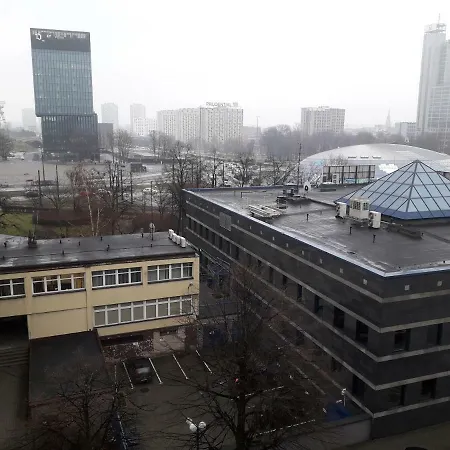 Grazynskiego 7 *